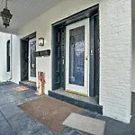 Historic Family Home 2 Mi To Lake Erie And Zoo!